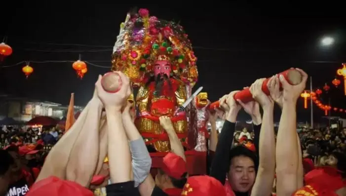 中国人口第一村，全村仅有一个姓氏，人口相当于一个县，就在广东