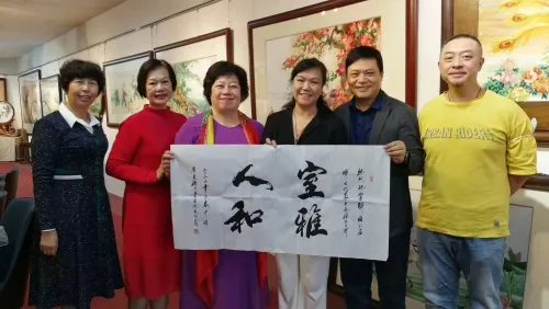 联合国妇女大会代表等到访国家级广绣非遗基地