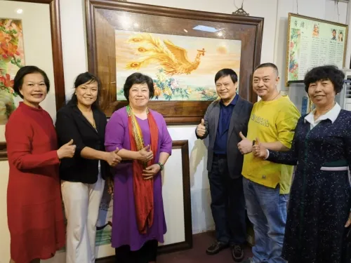 联合国妇女大会代表等到访国家级广绣非遗基地