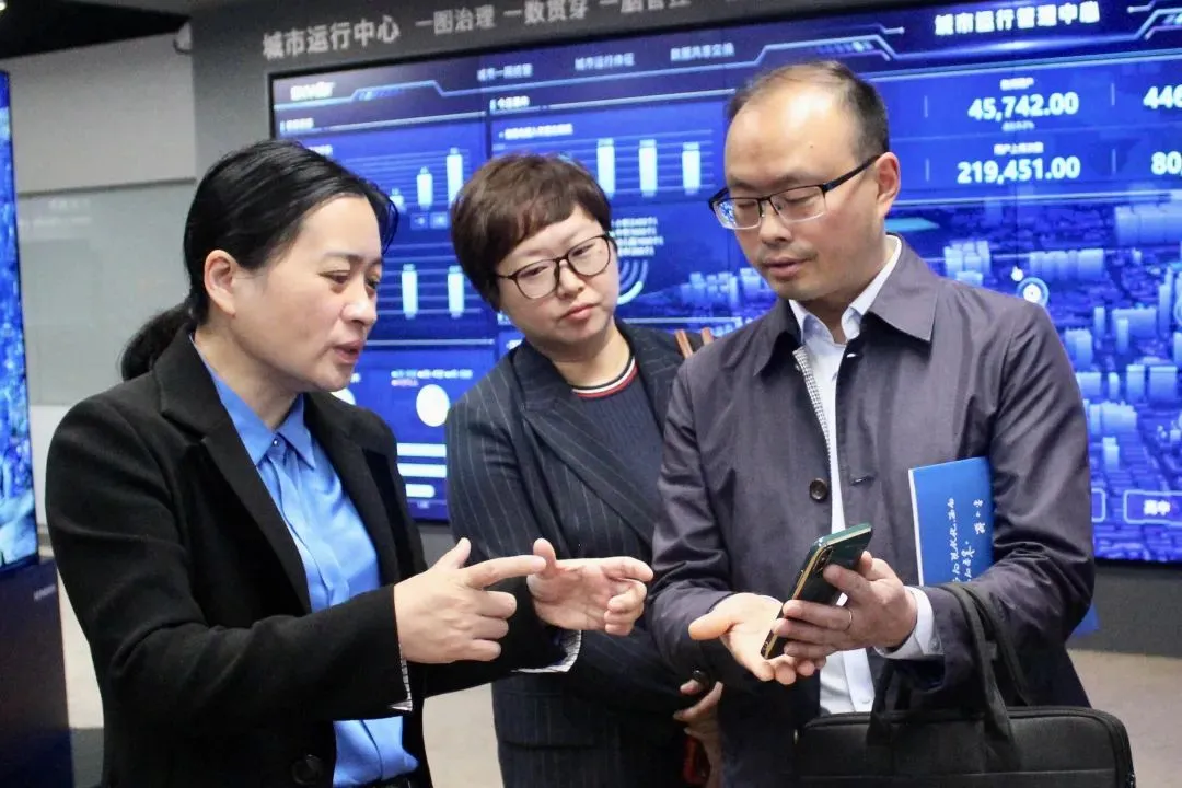 广安职业技术学院党委书记王冬霞到深圳访企拓岗