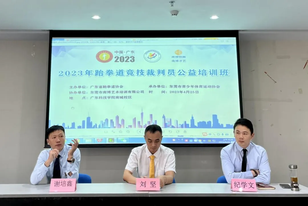 聚是一团火 散是满天星