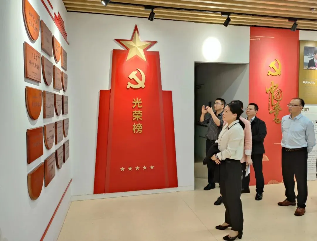 广安职业技术学院党委书记王冬霞到深圳访企拓岗