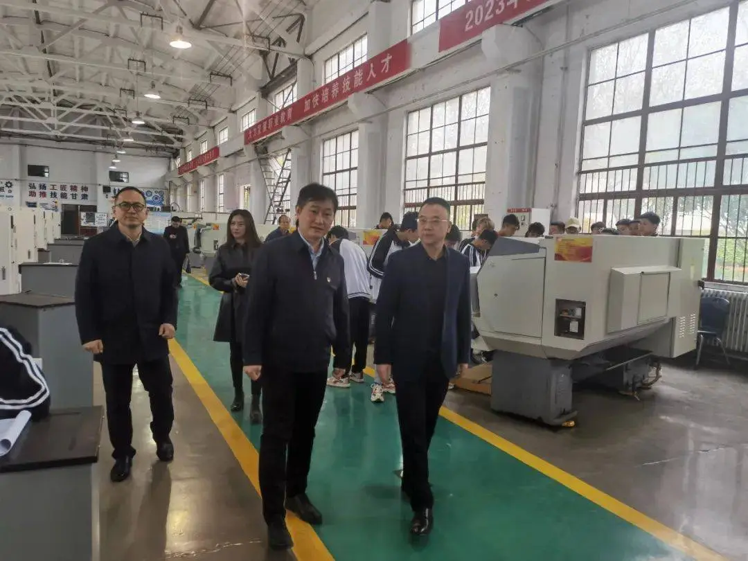 大湾区产教联盟执行会长陈标新走访天水高职院校