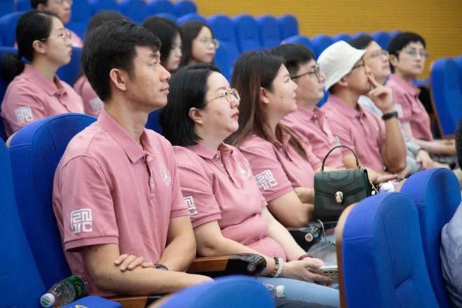 中南财经政法大学东莞校友会走进广东科技学院