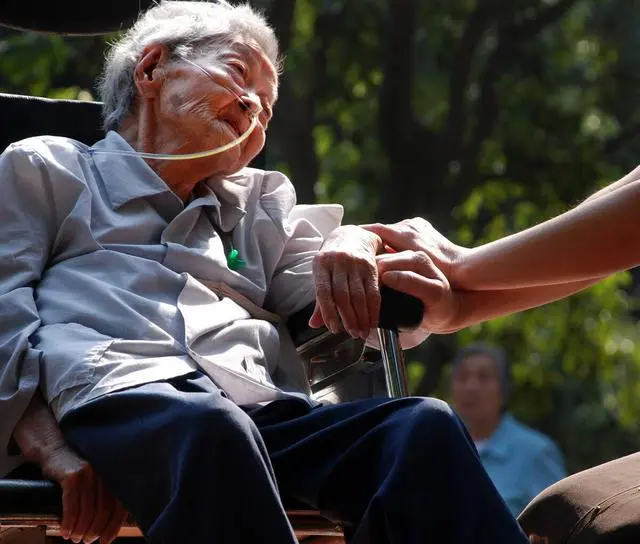 不知不觉中,中国2亿独生子女的困境已经来临,你做好准备了吗?