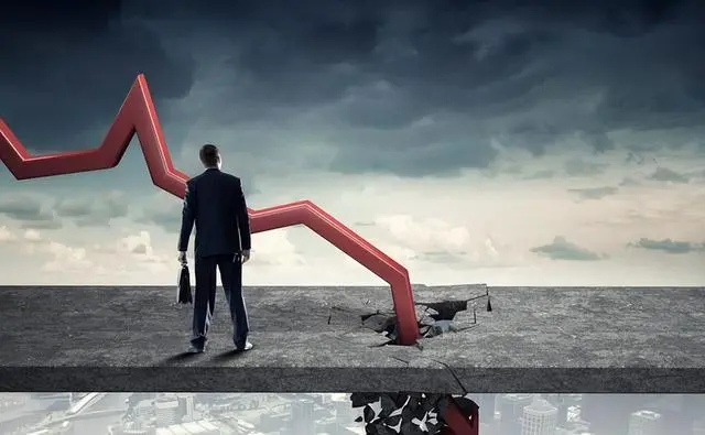 4个难题将让明年比今年更难熬，专家建议：老百姓早做准备