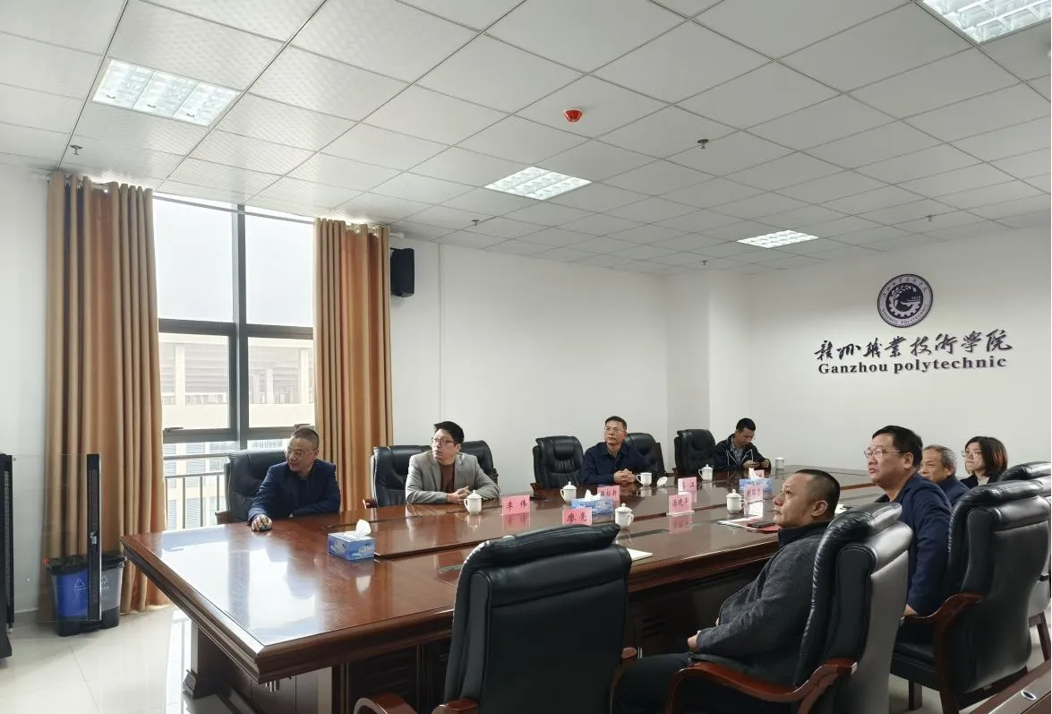 1701651762-10fb15c77258a991b0028080a64fb42d