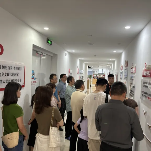 中职文化基础课负责人(国培)赴东莞盟大集团参观交流