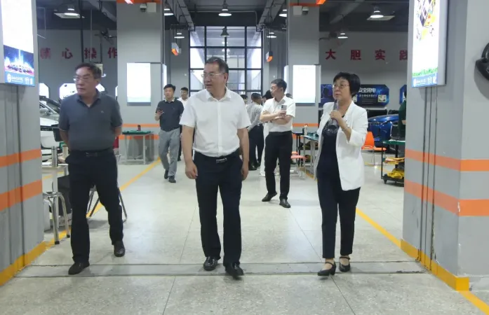 外拓资源 内强协同——博思云公司召开2025年第三次月度工作会议