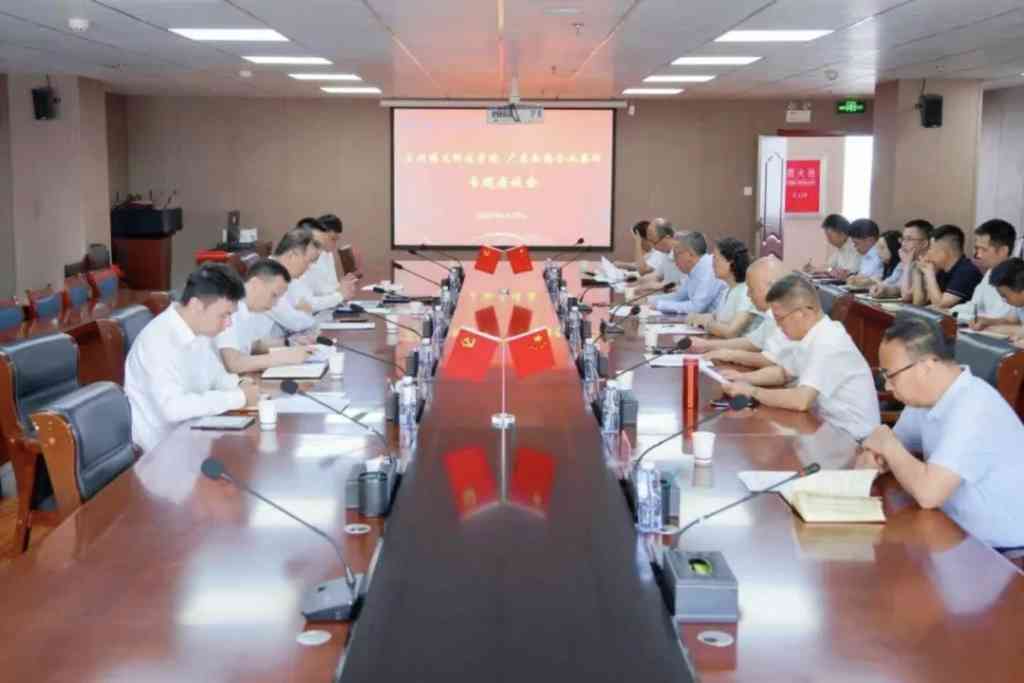 博思云公司与兰州博文科技学院签署战略合作协议