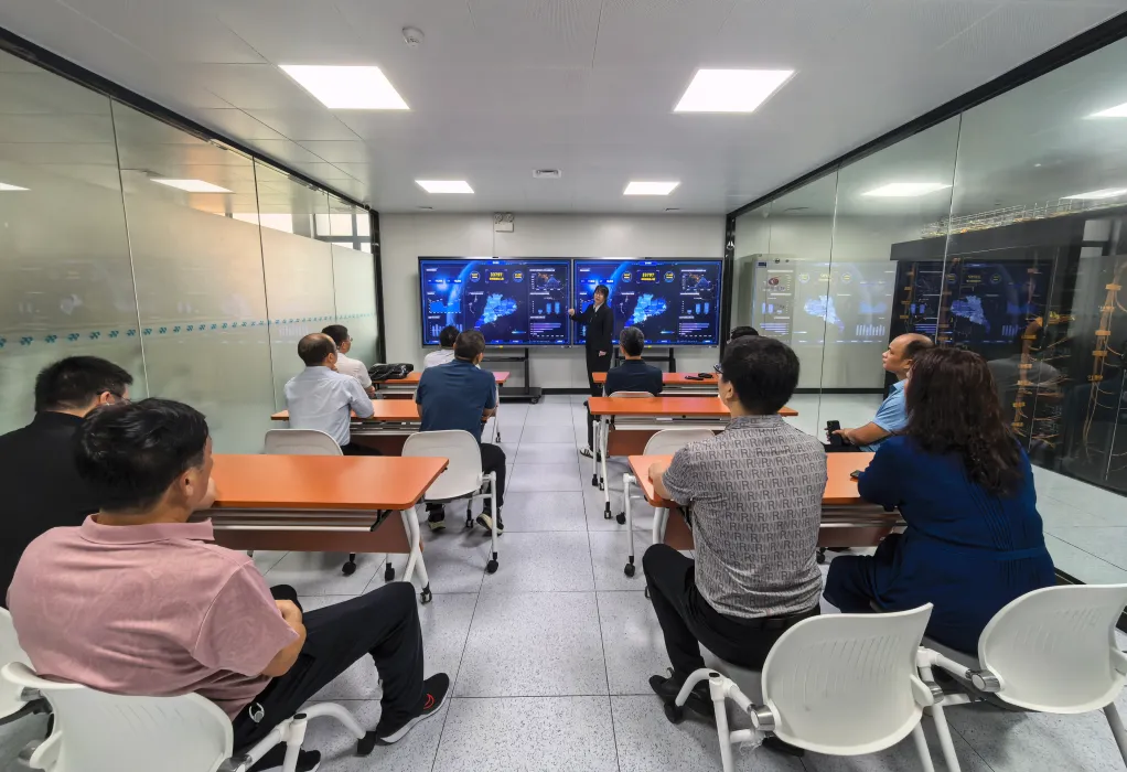 惠州市工程师学会赴广东科技学院调研交流