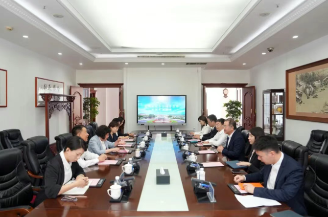 聚焦四大领域开展深度合作！南博集团与大连艺术学院签署战略合作协议