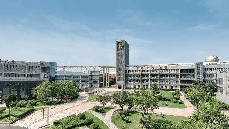 全国30强！郑州城市职业学院