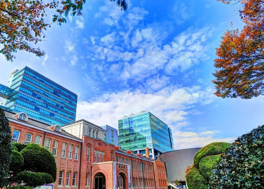 韓國東亞大學(xué)代表到訪河南博思云科教，共話合作新機(jī)遇