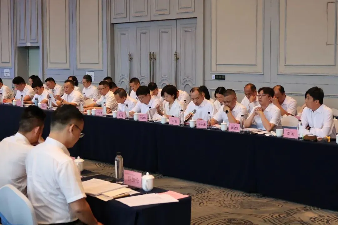 湘聚复盘蓄力,剑指全年胜局——广东博思云科教技术有限公司召开2026年上半年工作总结会暨三季度第一次月度工作会议